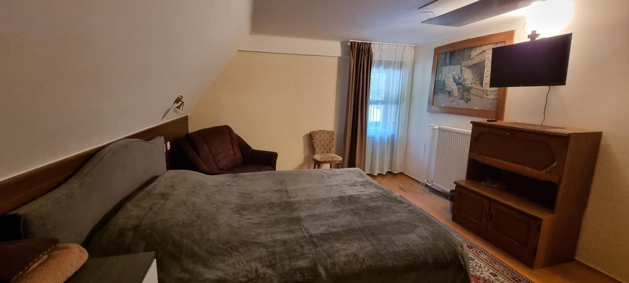 Sodrazica Planinski Dom Na Travni Gori מראה חיצוני תמונה