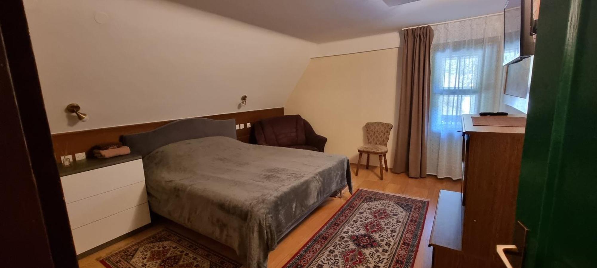 Sodrazica Planinski Dom Na Travni Gori מראה חיצוני תמונה